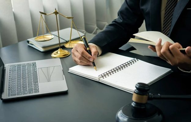 crypto asset recovery lawyer Canada helping scam victims